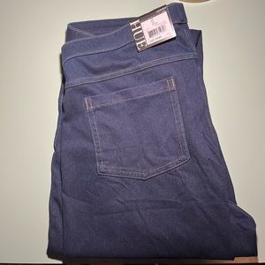 HUE - Dark Denim Leggings